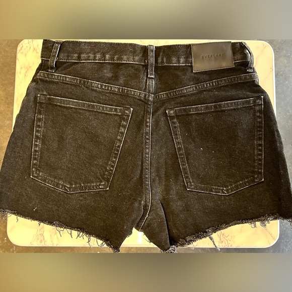 Everlane-The Cheeky Denim Short - Picture 5 of 6